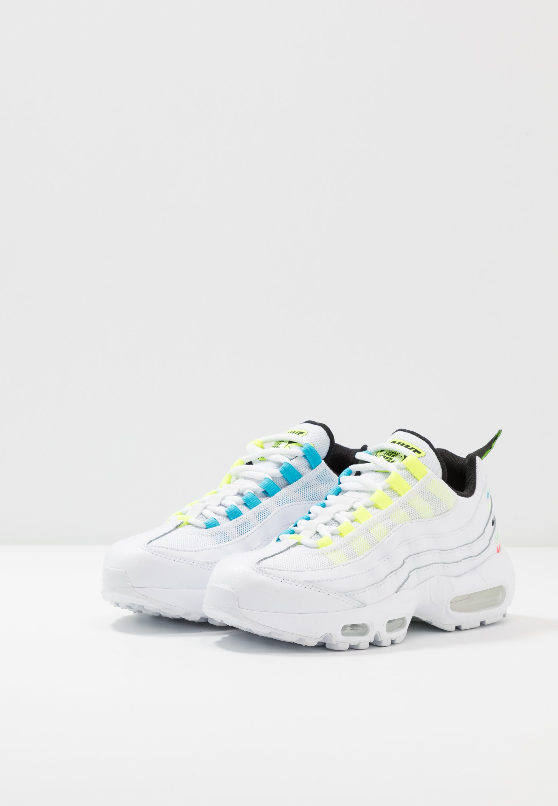 nike air max 95 trainers in blue