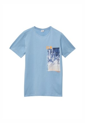 - T-shirt z nadrukiem