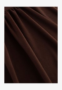 Niet geselecteerd, bruin