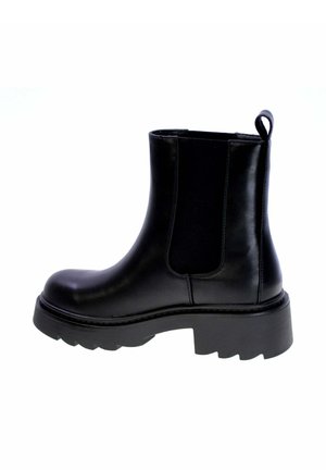 Stivaletti con plateau - black