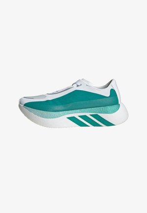 Baskets de sport blanches et turquoise avec une semelle épaisse, trois bandes turquoise sur la semelle intermédiaire, et un design profilé vues de côté.