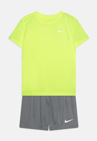 Nem kiválasztott, smoke grey