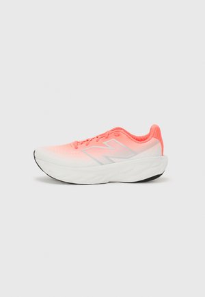 FRESH FOAM X 1080 V14 - Road running shoes - urgent red