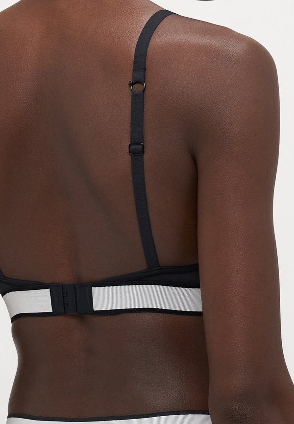 WOMEN PEEK A BOO TRIANGLE - Triangle bra3