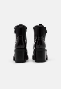 Dockers by Gerli Botines bajos - black