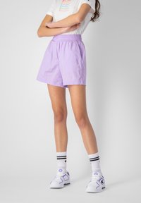 Champion - AMERICAN CLASSICS - Shorts - lilac Miniatuurafbeelding 1