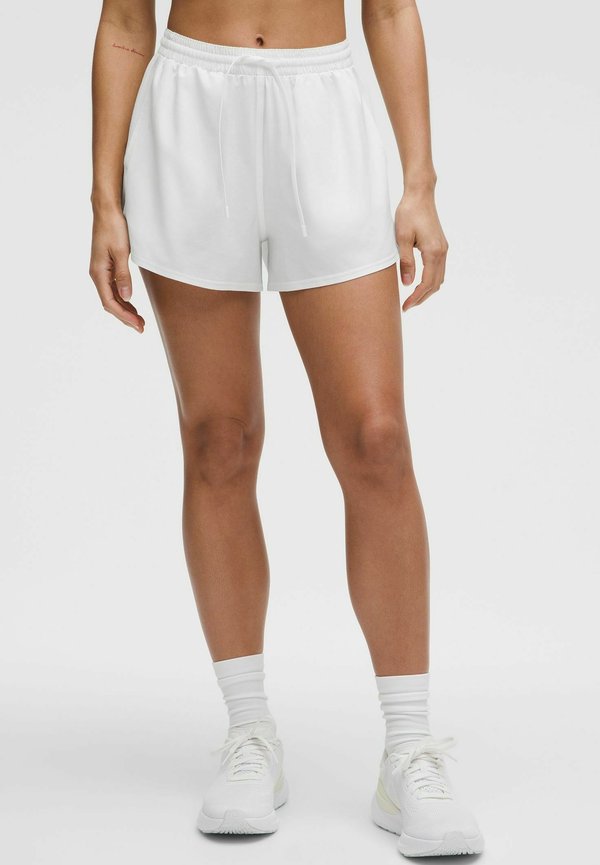 Pace Rival High-Rise 8cm - Shorts