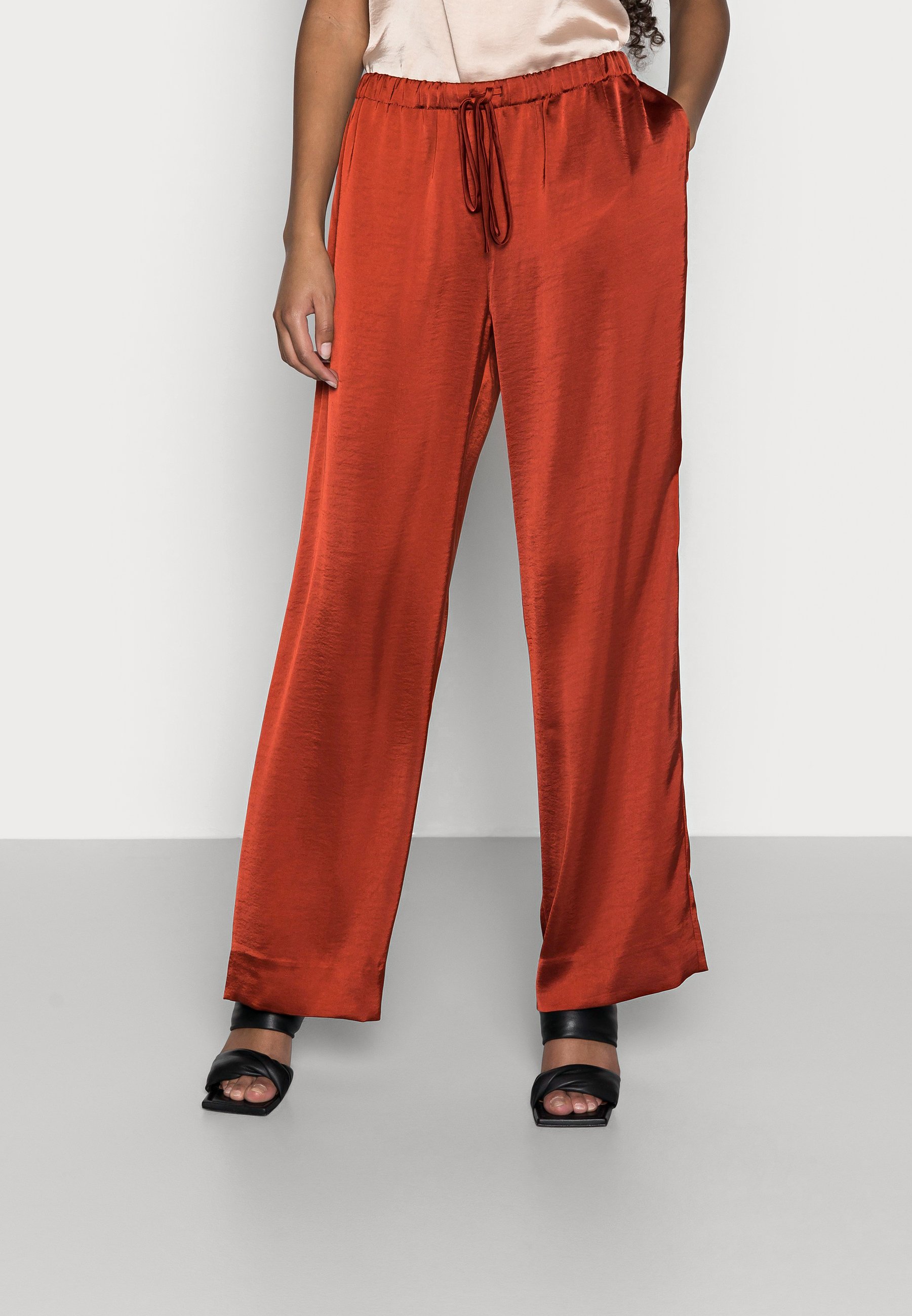 Banana Republic Petite LUXE PULL ON 