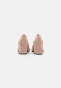 Tommy Hilfiger Klasické lodičky - light pink