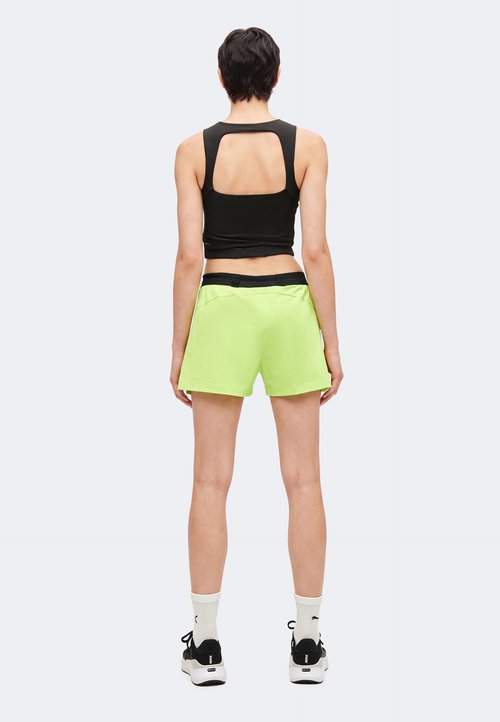 PUMA X HYROX SHORT - Sports shorts - sunny lime — photo 3