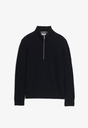 Mørkeblå sweater lavet af blødt stof, med en halv lynlås og høj krave. Ribbet manchetter og kant tilføjer struktur til designet.