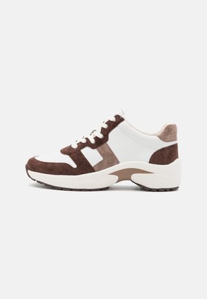 Baskets basses - white