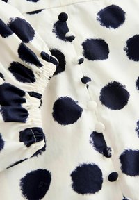 Next TALL FIT - LONG SLEEVE WAISTED - Pouzdrové šaty - monochrome