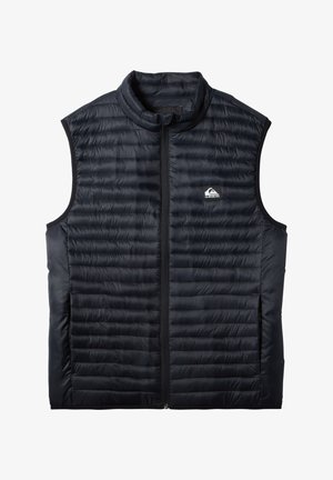 Il gilet imbottito nero presenta un colletto alto, chiusura frontale con zip e un motivo a righe orizzontali. Include un piccolo logo sul petto.
