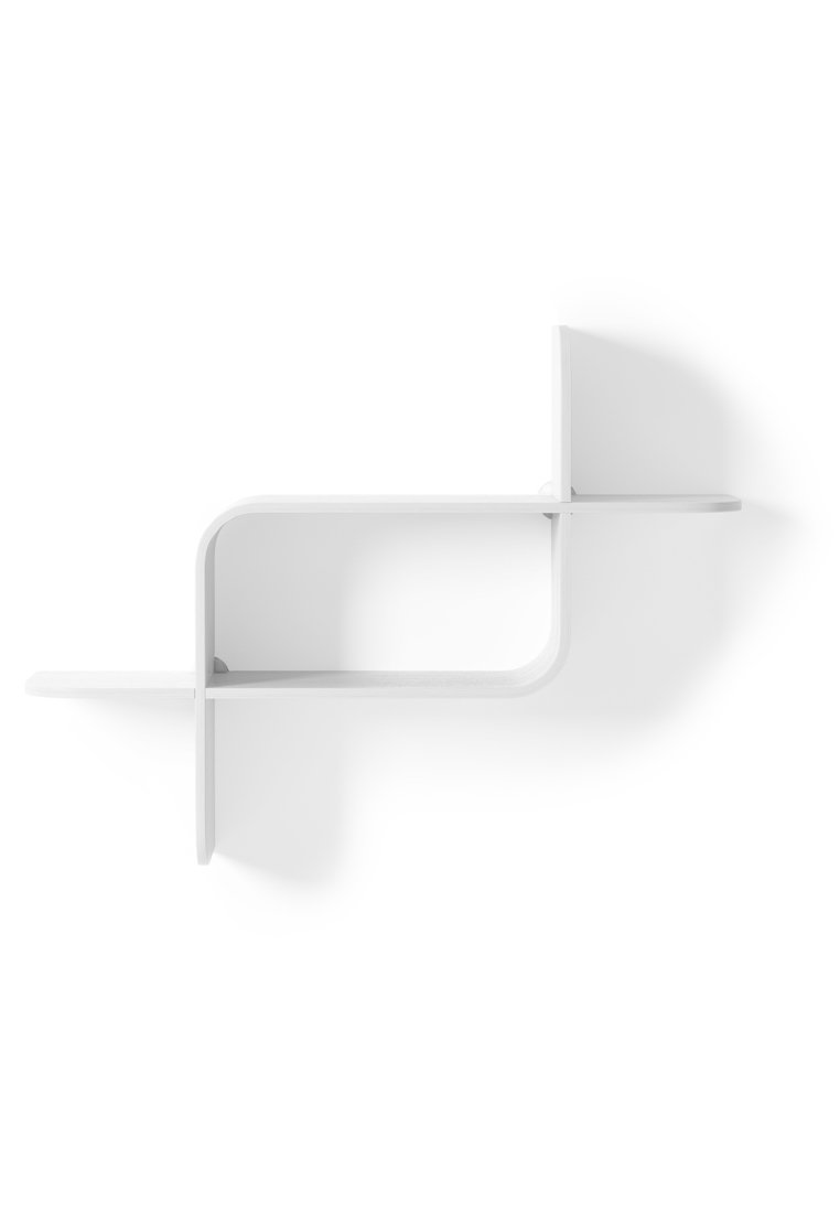 Mensola bianca curva con un design minimalista, caratterizzata da più livelli e bordi lisci, adatta per riporre decorazioni o libri.