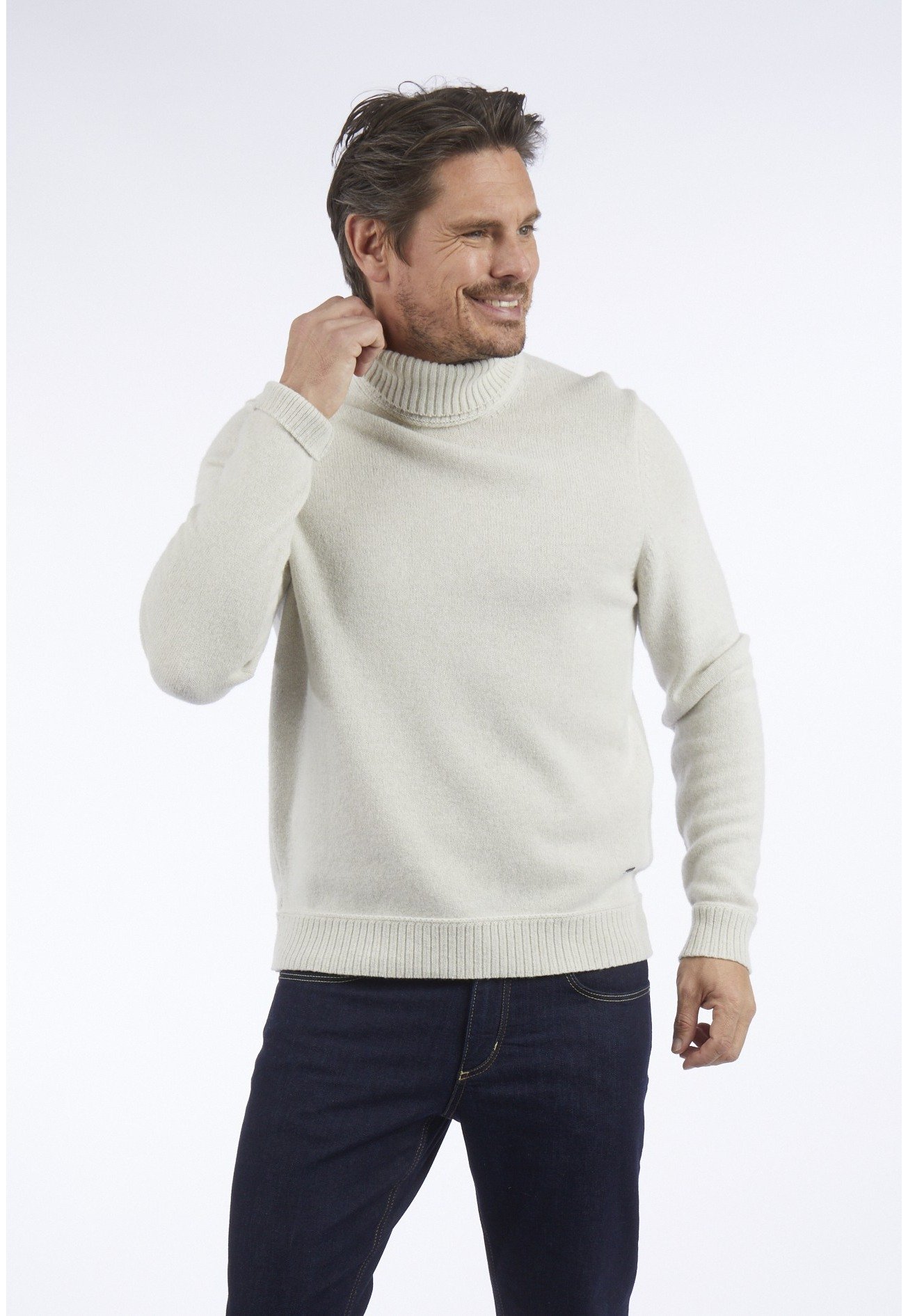 Joseph – lässiger gestreifter rollkragenpullover