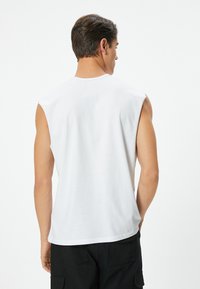 Koton Top - white