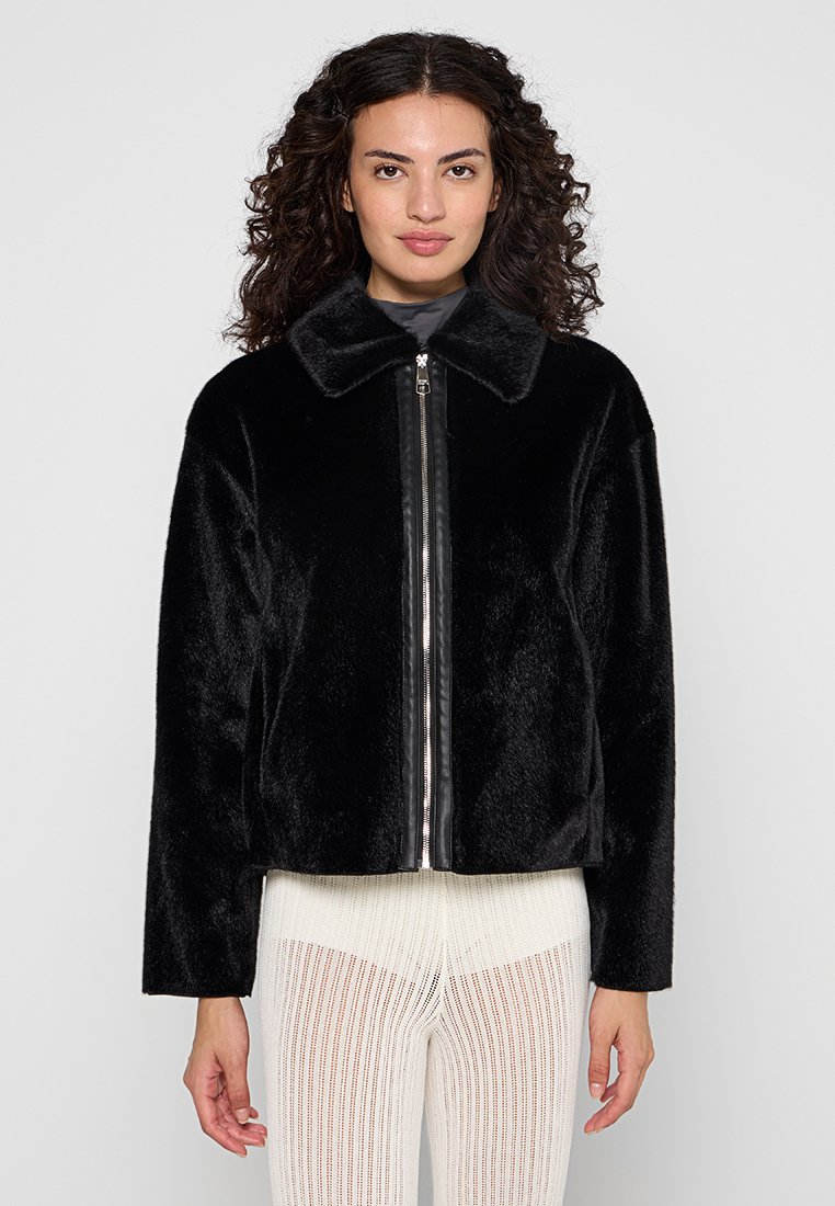 Boss Winterjas zwart