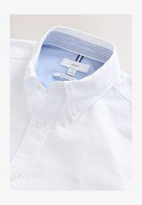 Ausgewählt, white