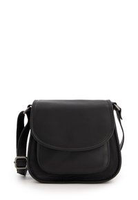 Sort læder crossover taske med klaplukning, glat tekstur, justerbar rem og diskret syning langs kanterne.