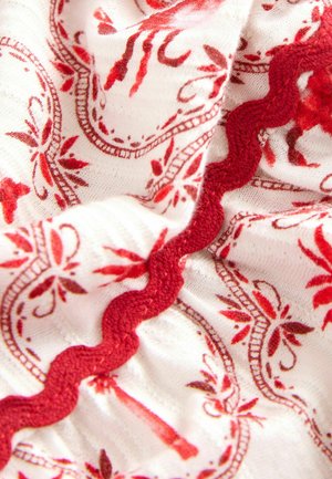 Next PETITE - TIERED - Gonna lunga - ecru red lobster print