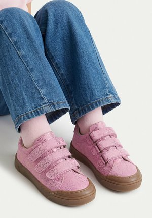 Lasocki Kids, LASOCKI KIDS SNEAKERS GIRL PINK 5907964255789 - Sko med burretape - pink