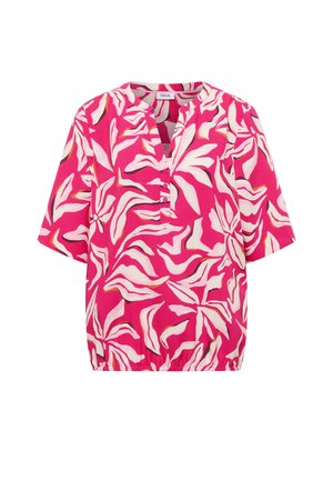 Roze blouse met korte mouwen met witte en oranje abstracte bladpatronen, ronde hals, gedeeltelijke knoopsluiting aan de voorkant en elastische zoom.