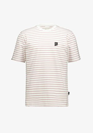 Fehér, rövid ujjú póló vékony, vízszintes rózsaszín csíkokkal, kerek nyakkivágással és kis fekete logóval a bal mellrészen.