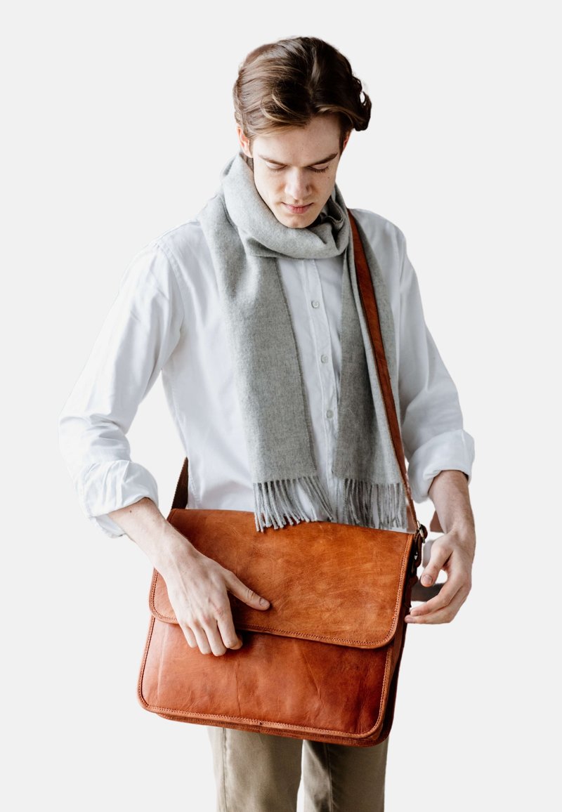 Berliner Bags GHENT Notebooktasche Braun Zalando at berliner-bags-ghent-notebooktasche-braun-zalando-at