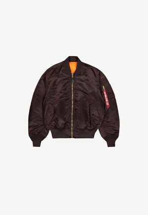Bruine satijnen bomberjack met een oranje binnenvoering, ritssluiting, geribbelde manchetten en zijzakken. Beschikt over een met rits afsluitbare mouwzak met een label.