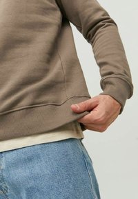 Jack & Jones Sudadera - dark brown