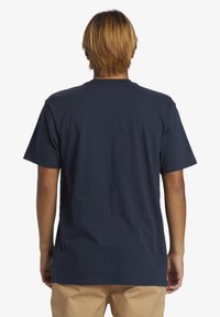 Quiksilver RUSHED LOGO DNA - Triko s potiskem - dark navy
