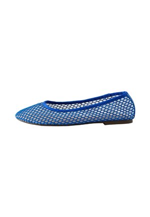 Flat blue women’s shoe with open mesh design and solid blue trim around the opening, isolated on white background.