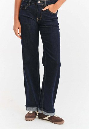 - Jeansy Straight Leg