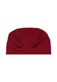 Căciulă din fleece moale, roșu închis, cu cusături vizibile și vârful ușor strâns, plasată pe un fundal alb simplu.