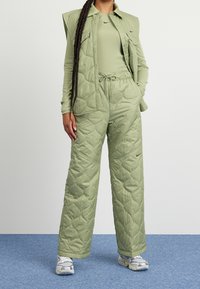 Nike Sportswear Långärmad tröja - khaki