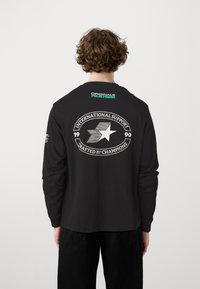 Jack & Jones JORPEDAL TEE CREW NECK UNISEX - Hosszú ujjú felső - black