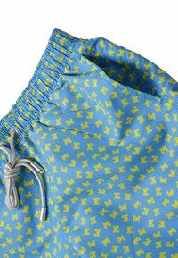 Costumi da bagno blu con vita elastica e cordoncino di regolazione. Presentano un motivo ripetuto di tartarughe gialle. Inclusa una tasca laterale.