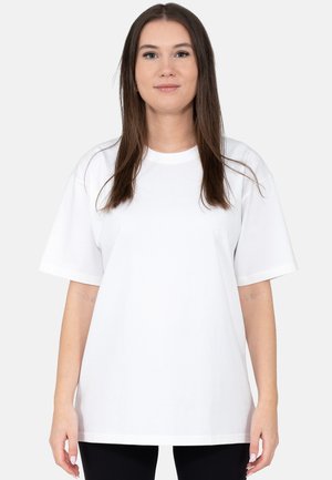 Weißes Baumwoll-T-Shirt mit Rundhalsausschnitt, kurzen Ärmeln und lockerem Schnitt. Glatte Textur, keine Muster, schlichtes Design.