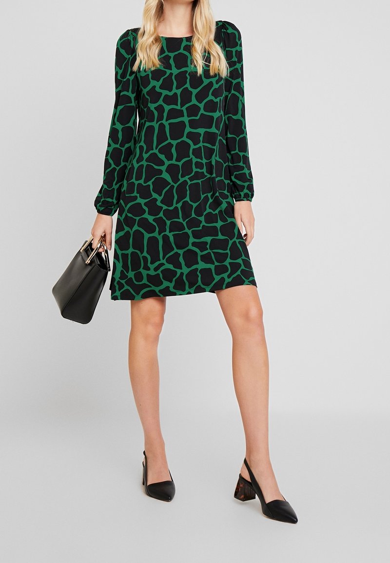 Wallis Day dress - green - (Pre-owned) - Zalando.ie