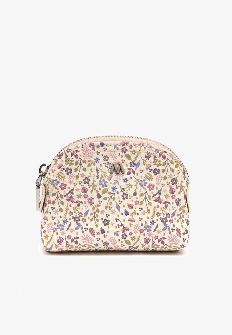Kleine Stofftasche mit Reißverschluss, cremefarbenem Hintergrund und Blumenmuster in Rosa, Lila und Grün, mit silbernem Reißverschluss und Metall-"M"-Emblem.