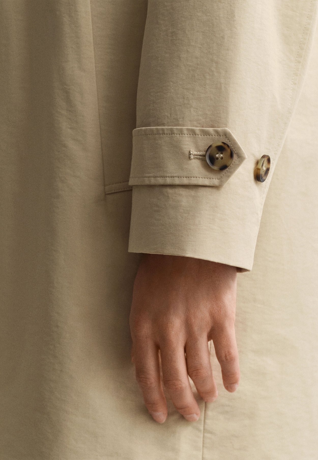 CAR COAT