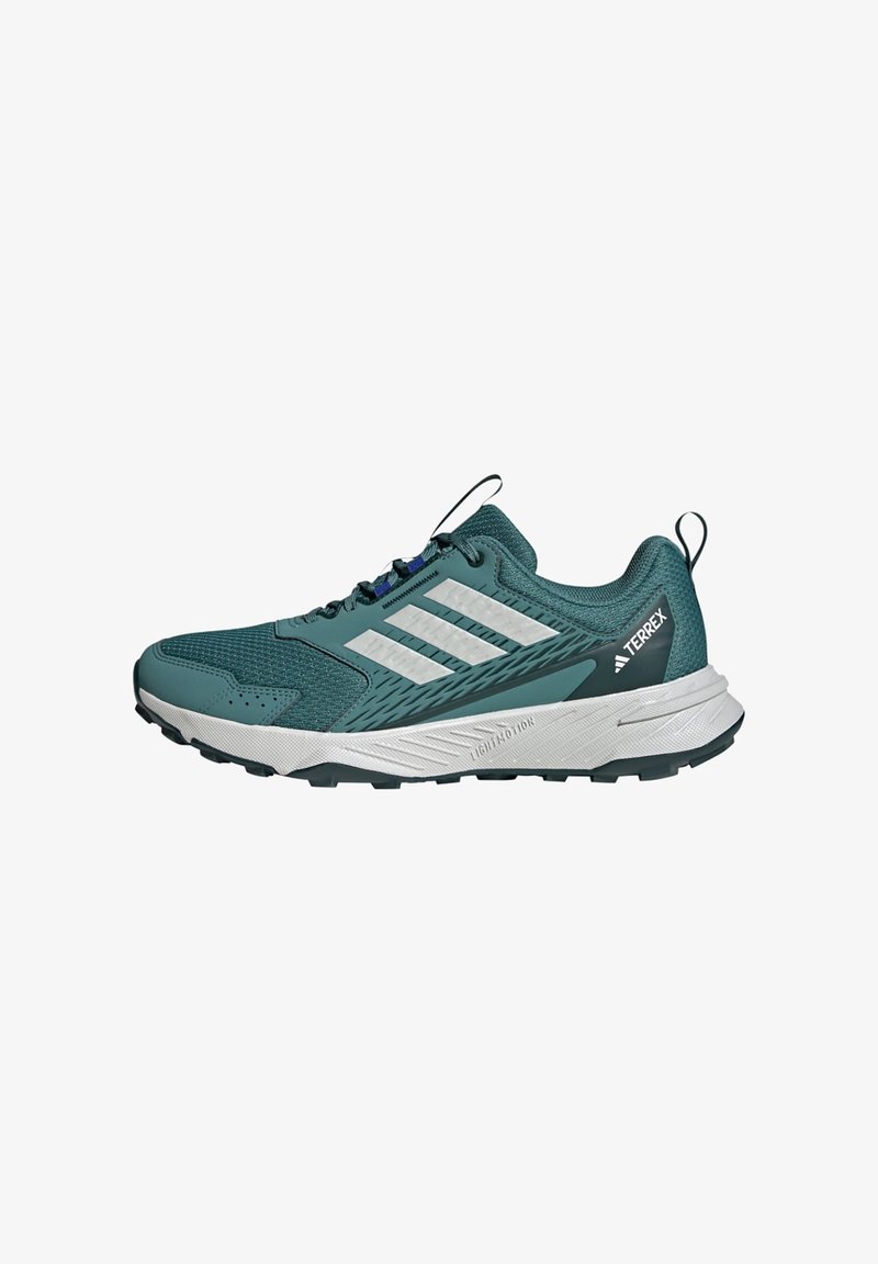 Türkise Sportchuhe mit Netzobermaterial, weißem Drei-Streifen-Design und strukturiertem Profil. Verfügt über einen gepolsterten Kragen und Schnürverschluss.