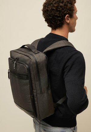 MISAKO ODIN - Malý batoh  - black