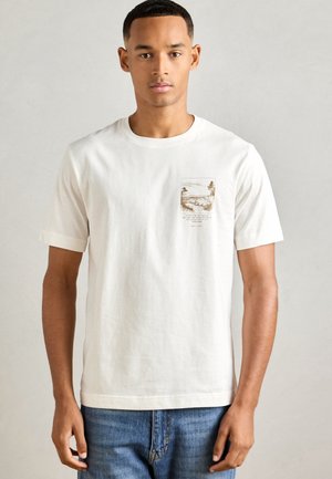 SHORT SLEEVE CREW NECK SEASONAL ARTWORK - Majica kratkih rukava s printom - egg white