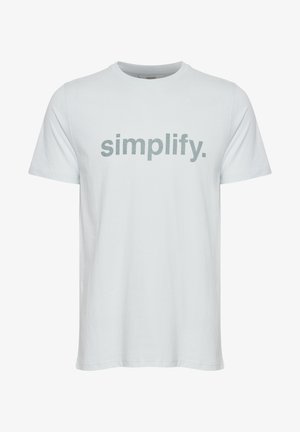 Helles graues Baumwoll-T-Shirt mit kurzen Ärmeln und rundem Ausschnitt, das auf der Vorderseite das Wort "simplify." in fettem, dunkelgrauem Text zeigt.