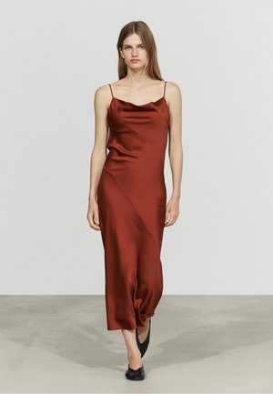 Massimo Dutti, FLOWING SATIN FINISH MIDI DRESS - Day dress - orange