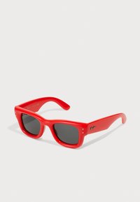 Unselected, red