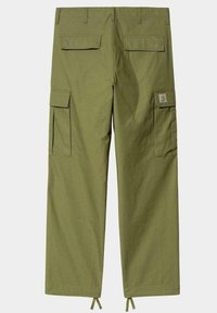 Pantalones cargo en verde oliva, hechos de tela duradera, con múltiples bolsillos, dobladillo con cordón y costuras reforzadas para mayor durabilidad.