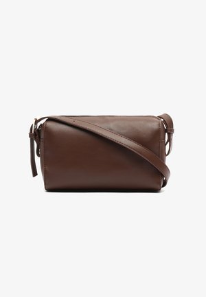 Brown leather crossbody bag with adjustable strap and zip closure, rectangular shape, smooth texture, minimalist design.